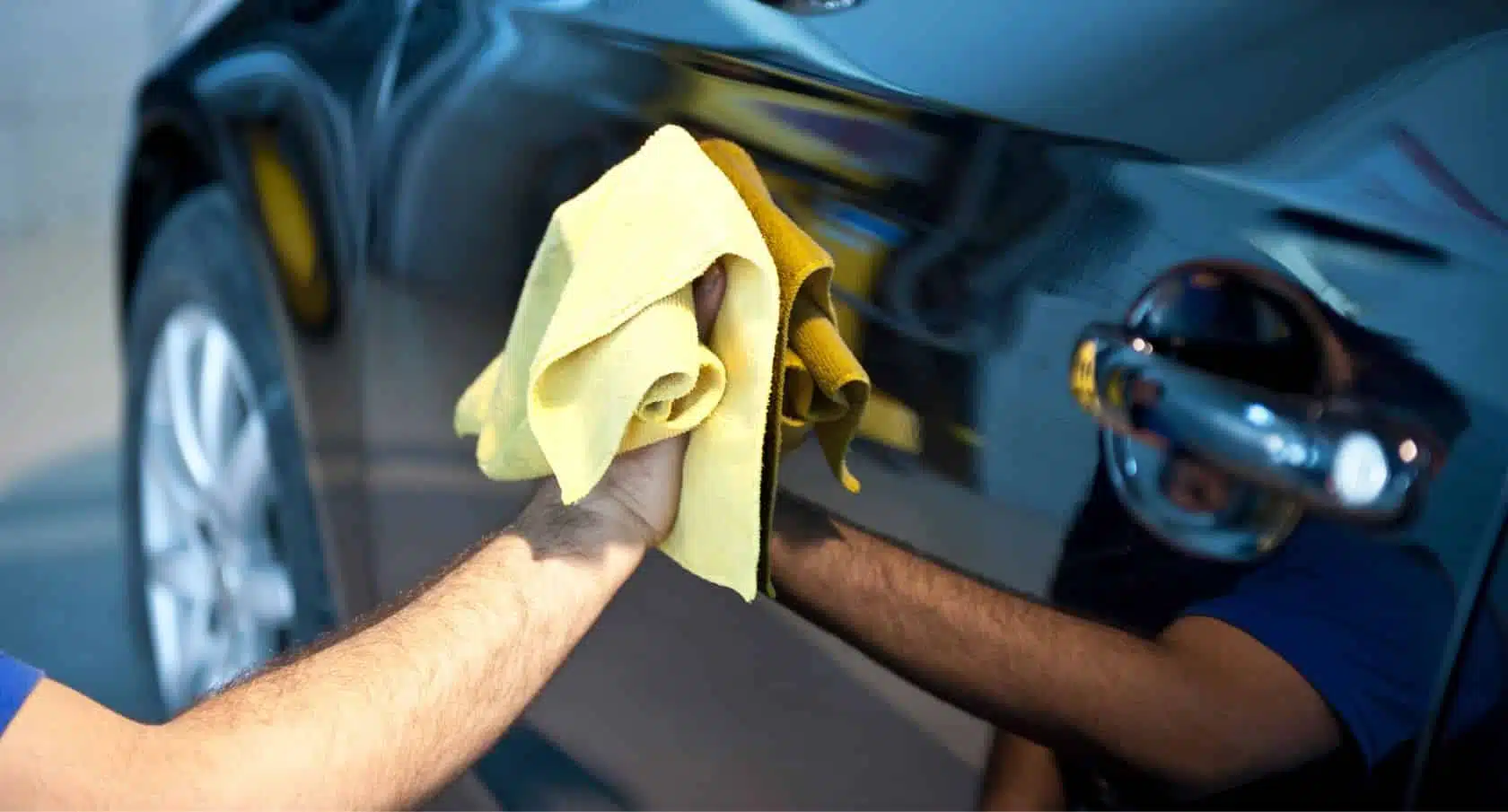 Auto waschen Autolack polieren