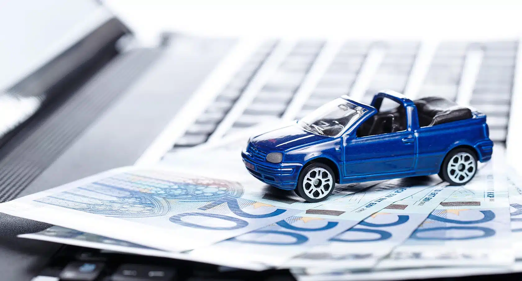 Autoversicherung im Vergleich: Haftpflicht oder Kasko?